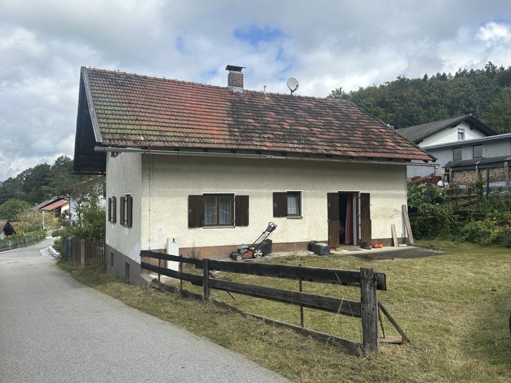 Grafenau - Renovierungsbedürftiges Einfamilienhaus Nähe Grafenau