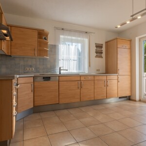 Küche mti EBK (2)