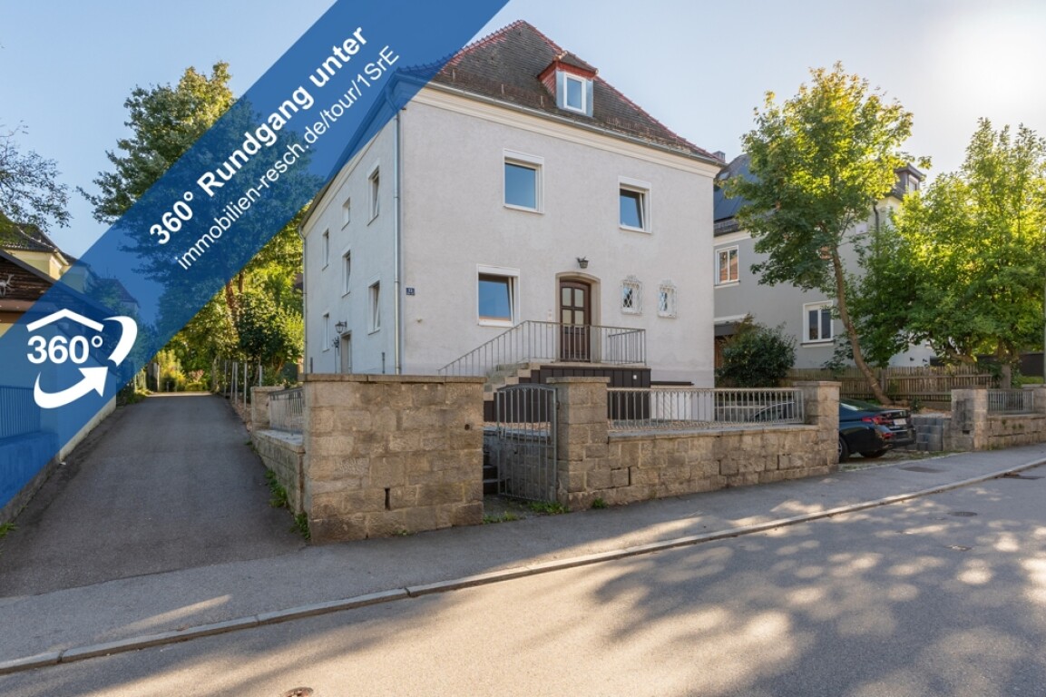Passau - Einfamilienhaus in der Hochstraße 6-Zimmer, Garten, Terrasse, Balkon und Einliegerwohnung