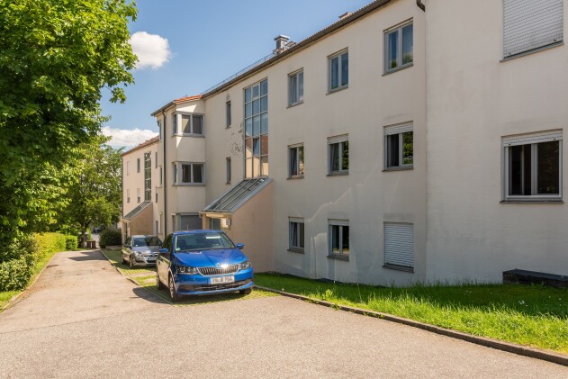 2-Zimmer-Wohnung - Ländlich wohnen in der Stadt! Passau-Rittsteig: 2-Zimmer-Wohnung mit Sonnenbalkon in Aussichtlage