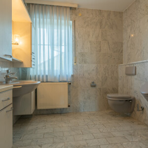 Duschbad EG
