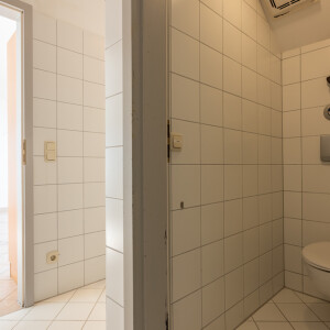 Gäste-WC (2)