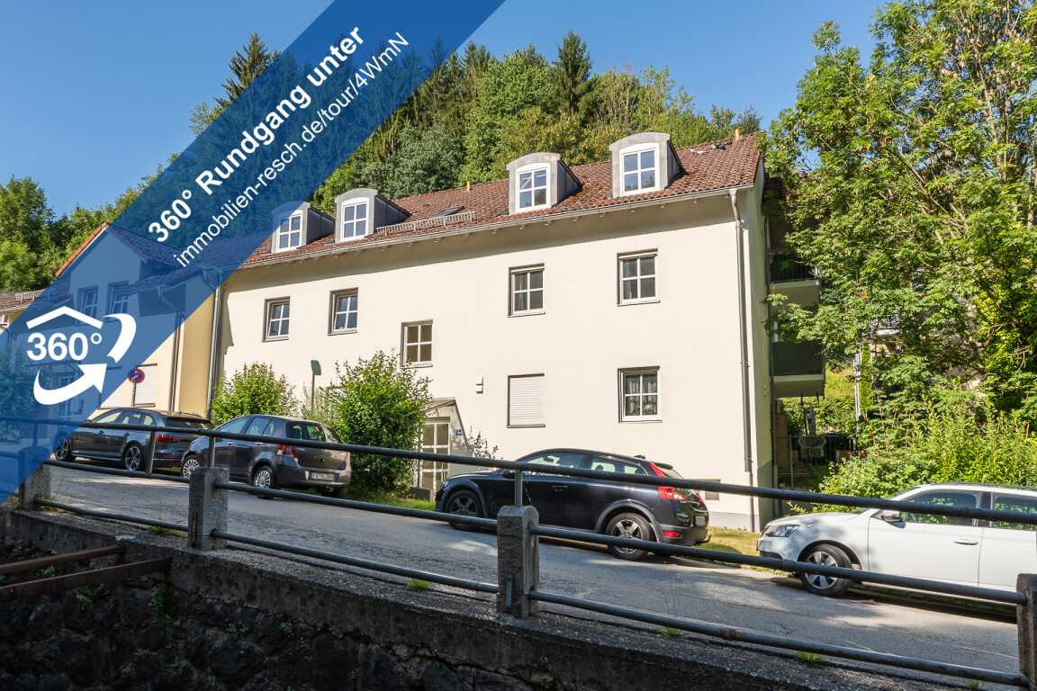 Passau - Attraktive 3-Zimmer-Wohnung mit Einbauküche und zwei Balkonen in Passau-Innstadt, Lindental