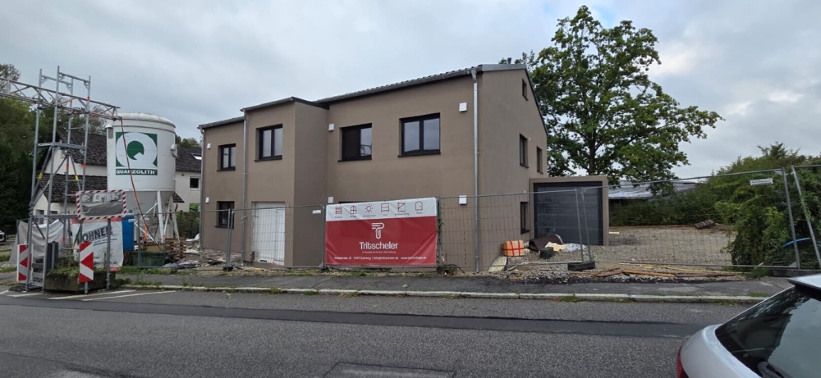 Passau / Grubweg - 3-Zimmer-Neubauwohnung mit Terrasse, Stellplatz und kleinem Garten