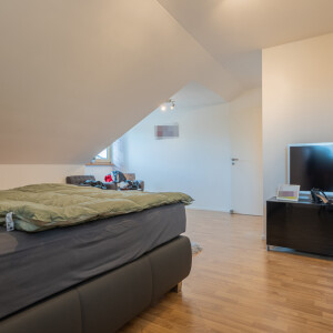 Schlafzimmer (2)