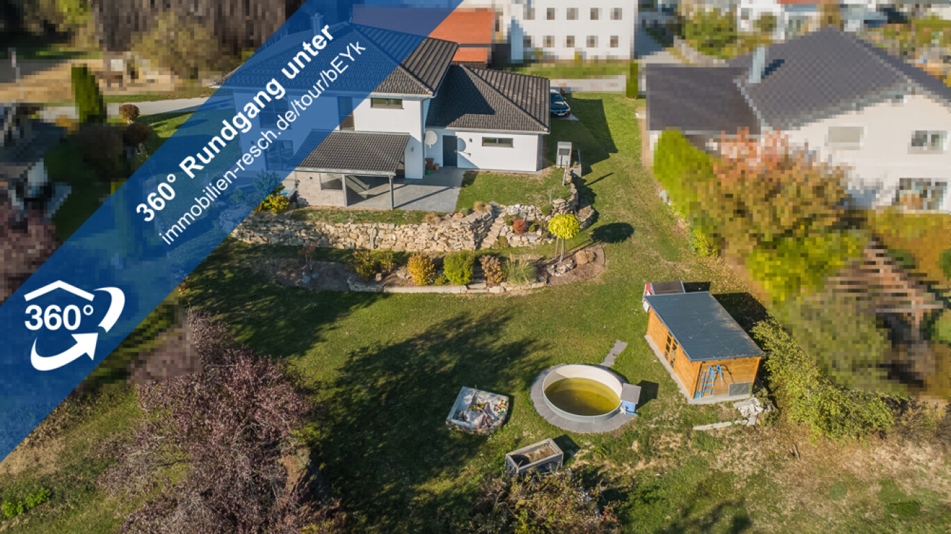 Hutthurm / Prag - Ein Zuhause der besonderen Art – Stilvolles Einfamilienhaus mit traumhaftem Blick ins Umland